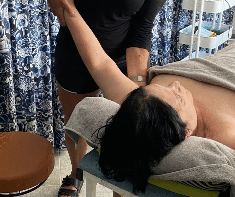 Namnlos design 768x644